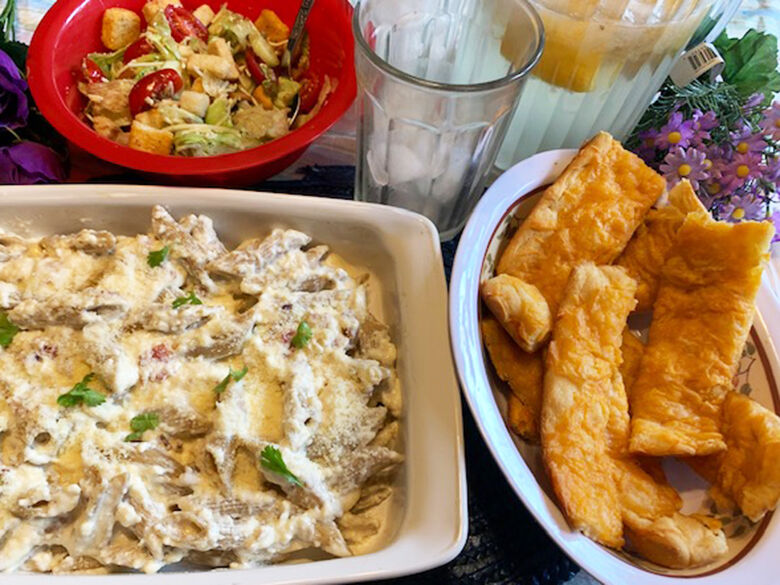 My Leader Yummy – Pasta Carbonara, Easy Cheesy Breadsticks